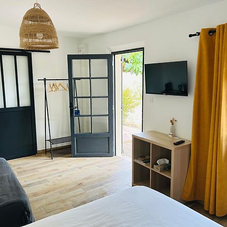 מלון Collobrières Le Cabanon מראה חיצוני תמונה